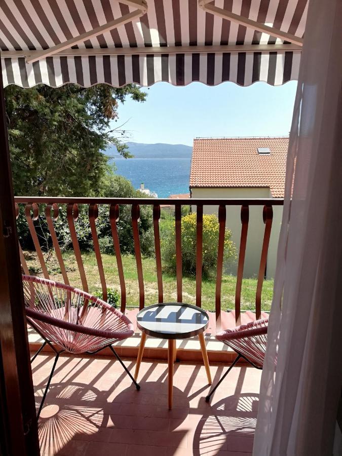 Apartman Sesna Bol Exterior foto